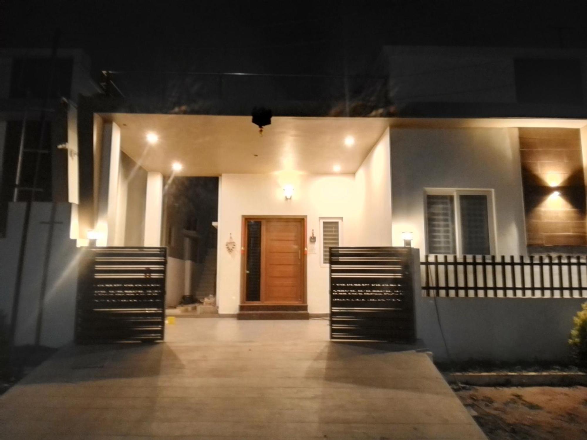 Shi'S 2Bhk Individual Villa @ Coimbatore Extérieur photo